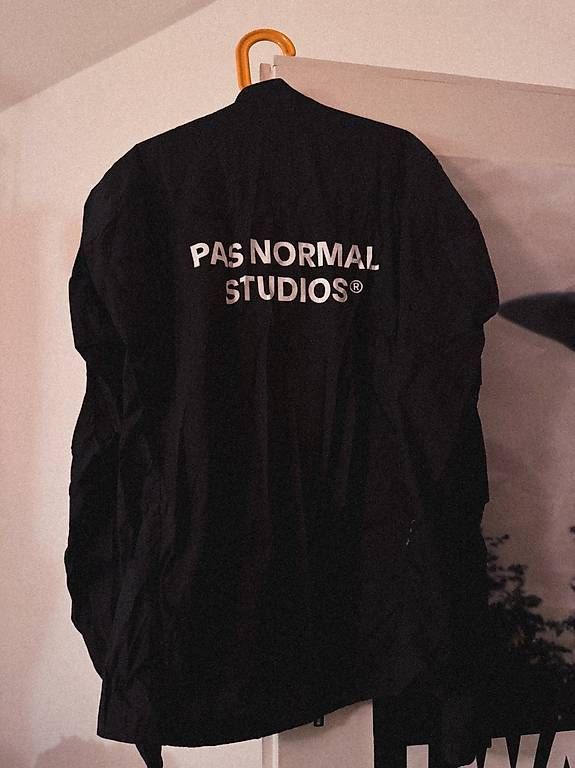 Pas Normal Studios Giacche: PNS Men's Essential Insulated Jacket, M, Black – Usato da Zürich venduto da sirwatergold 1