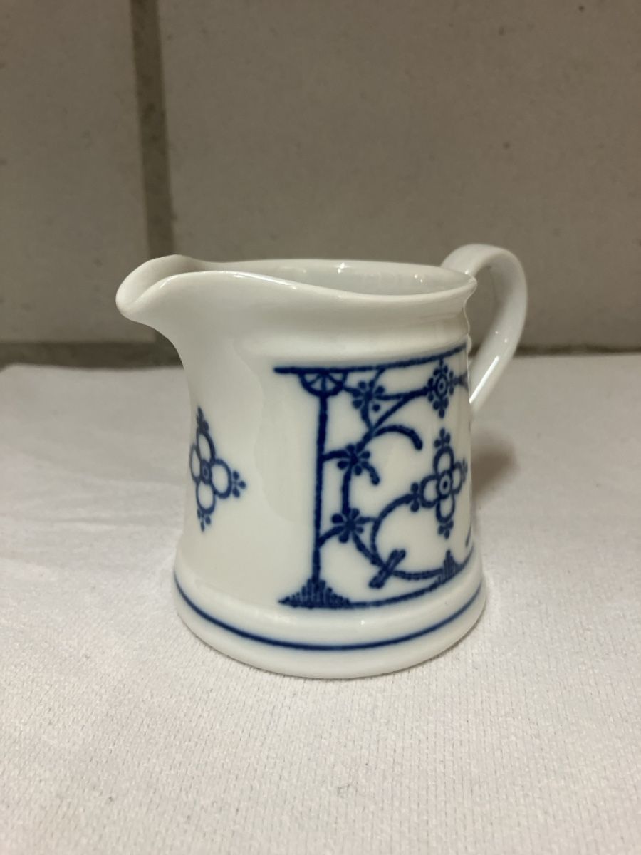 Caraffe: Creamer – Nuovo (secondo la descrizione) da Wettingen venduto da BAG4478