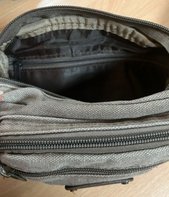 Diesel Borse: Diesel Bauchtasche – Usato da Rain venduto da gab_q6jb 3