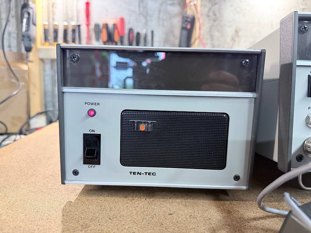 Radios: TEN-TEC Paragon Model 585  Station HF complète – Gebraucht aus Belmont-Lausanne von Djes7 3