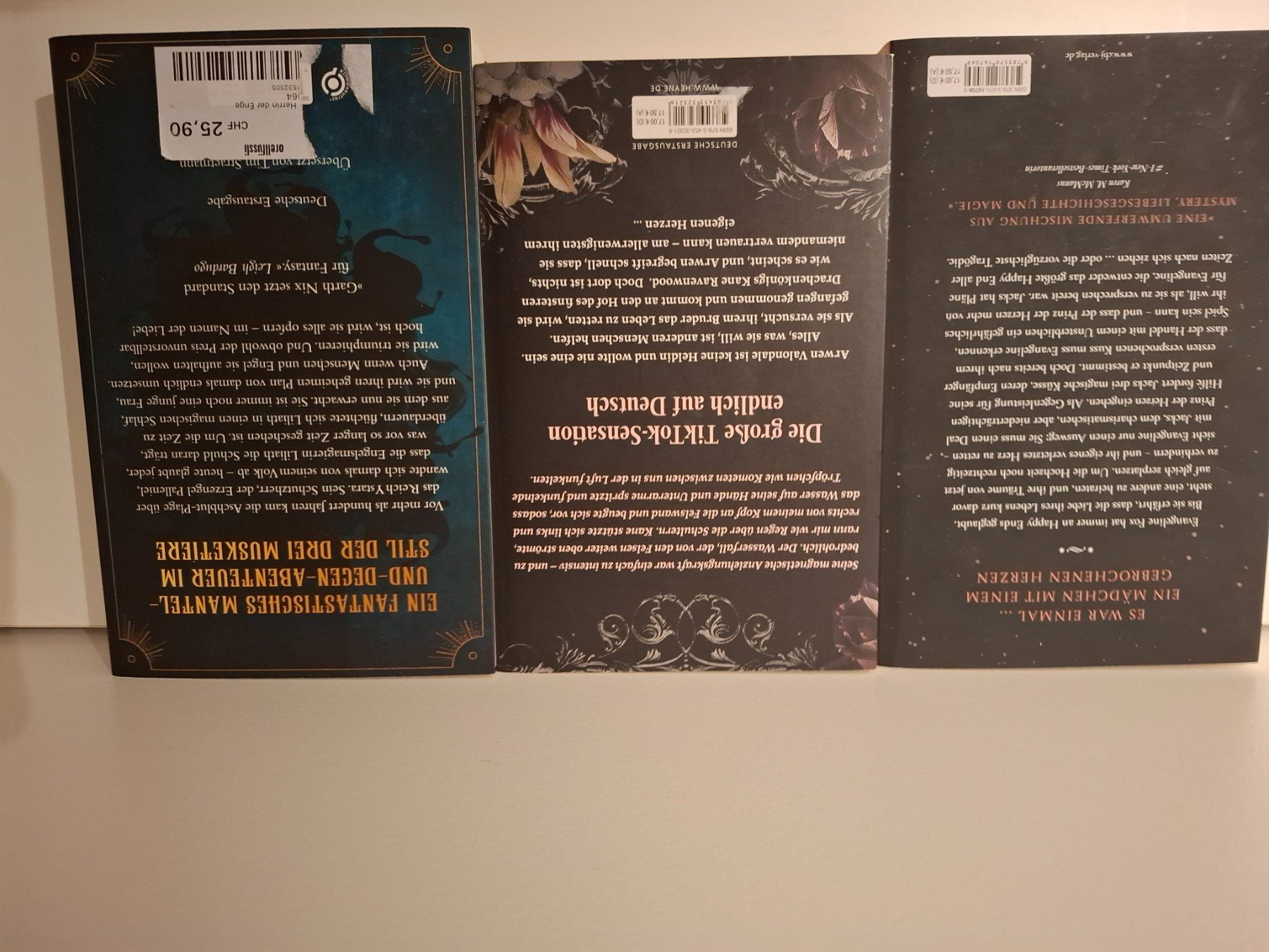 Libri: Bücherpaket mit Fantasy, Dark Romance – Nuovo (secondo la descrizione) da Küssnacht am Rigi venduto da awalde 2