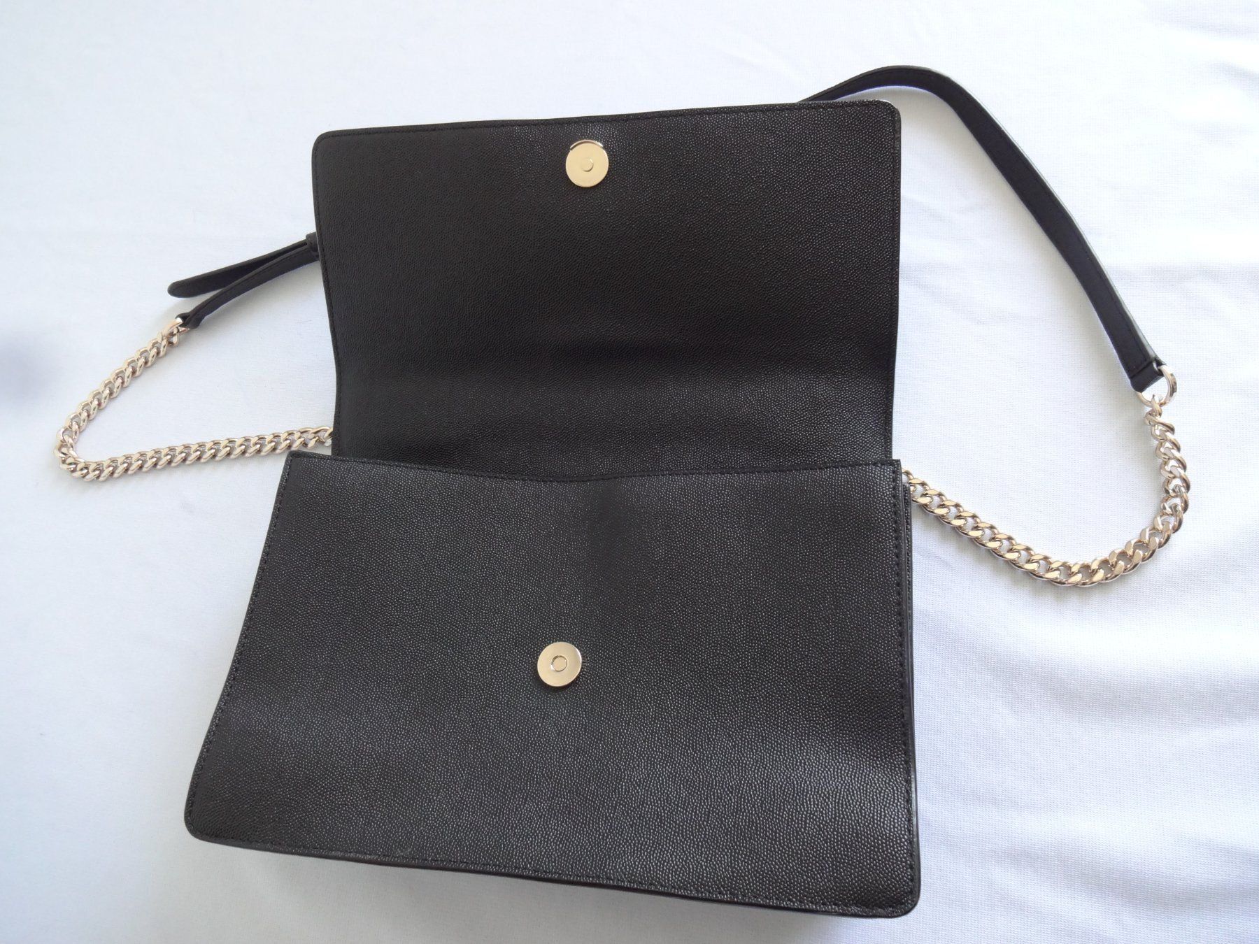 DKNY Borse da donna: *** DKNY *** Leder Umhängetasche – Nuovo (secondo la descrizione) da Frauenfeld venduto da Jahy 6