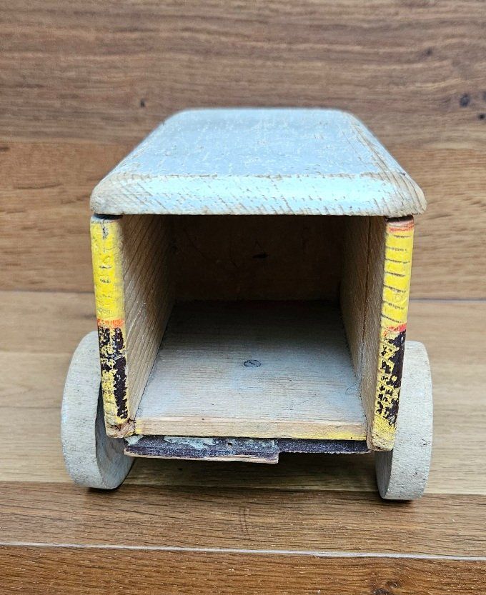 Maggi Giocattoli: Antiker Original Maggi Holzlastwagen – Usato da Elgg venduto da Roophu 2