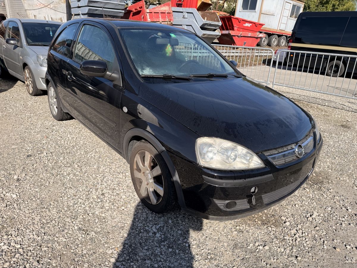 Opel Automobili: Opel corsa 1.2 essence – Usato da Vernier venduto da rod_vmf2 1