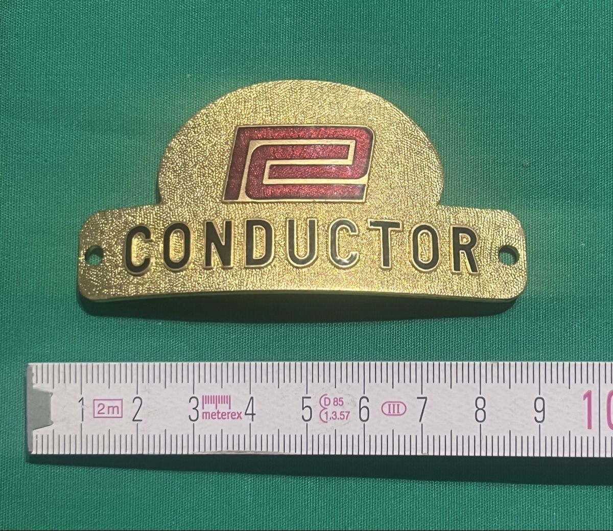 Plaketten & Abzeichen: Penn Central Railroad Hutabzeichen – Gebraucht aus Itingen von Bebbi6569