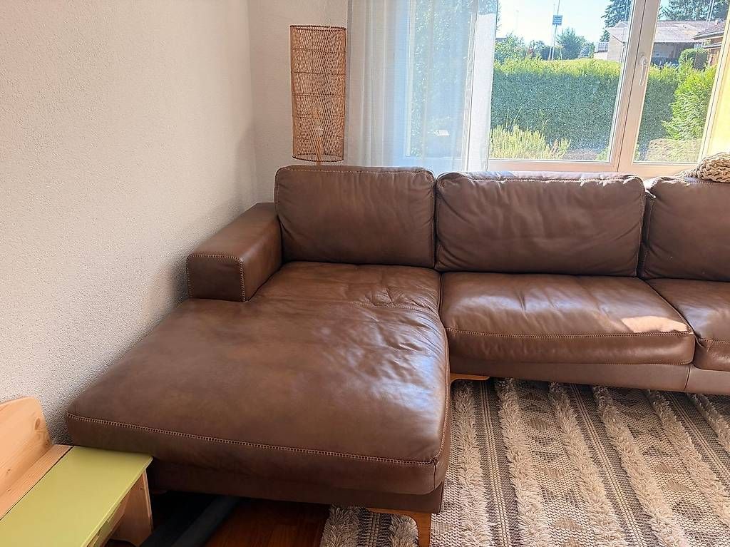Divani: Grosses Ecksofa aus Leder in Braun – Usato da Zetzwil venduto da hesher 1