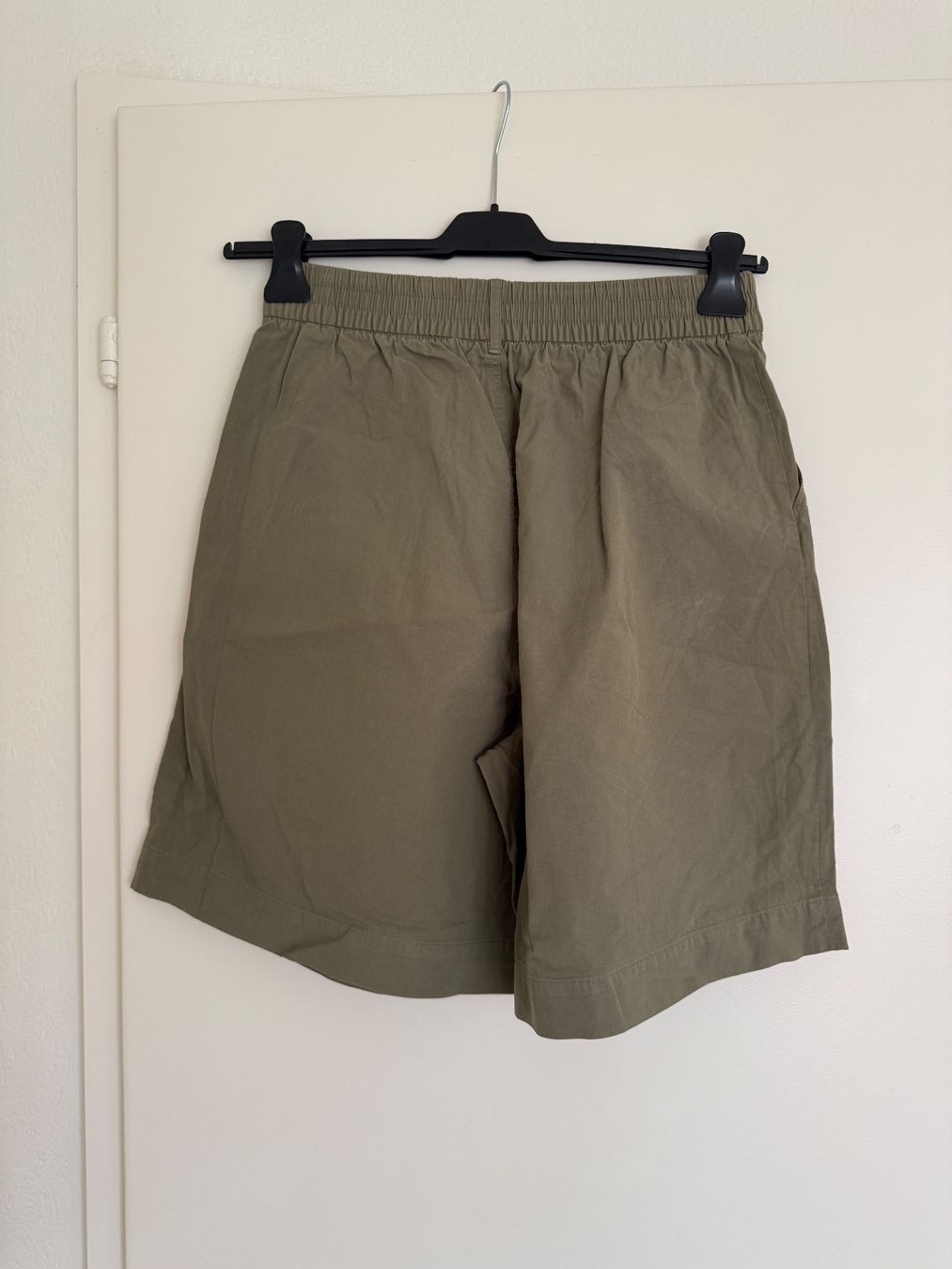 Zara Pantaloni: Bermudas – Usato da Küsnacht ZH venduto da nat_m97w 1