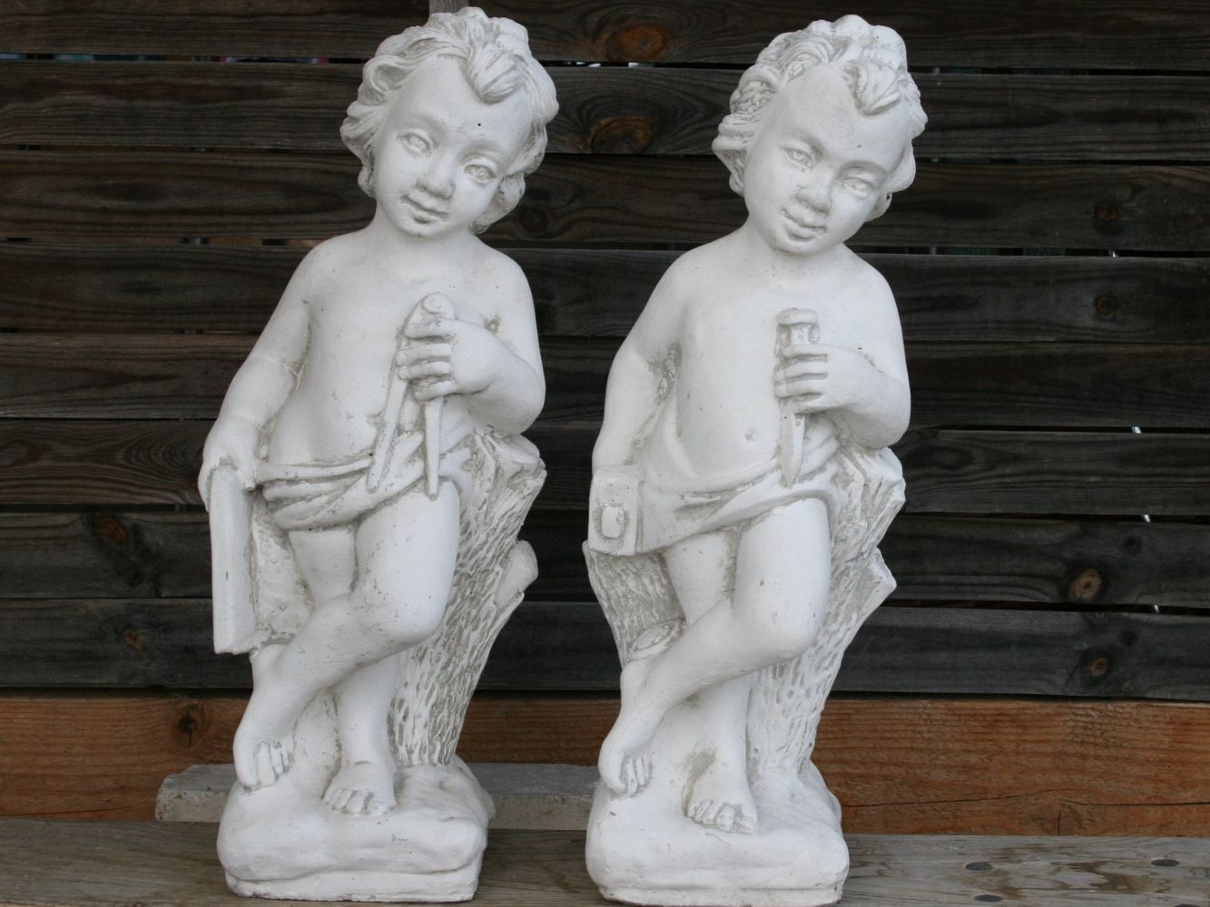 Statuette: 2 STEINFIGUREN (ENGELSTIL) – Usato da Wauwil venduto da Vintagesky