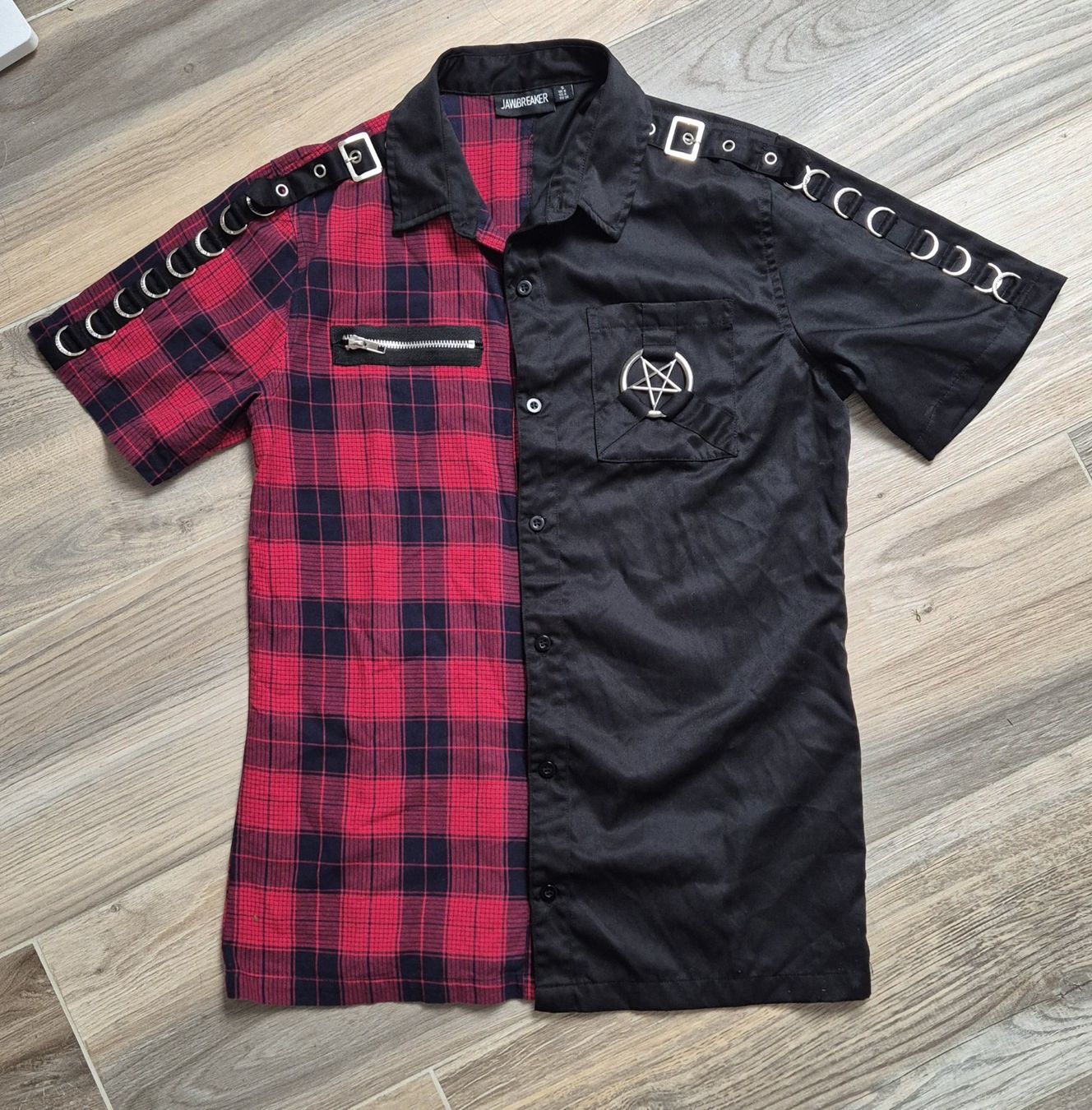 Camicie, T-shirt & Polo: JAWBREAKER split shirt pentagram cothic hemd  Grösse S – Usato da Niederweningen venduto da Obson 1