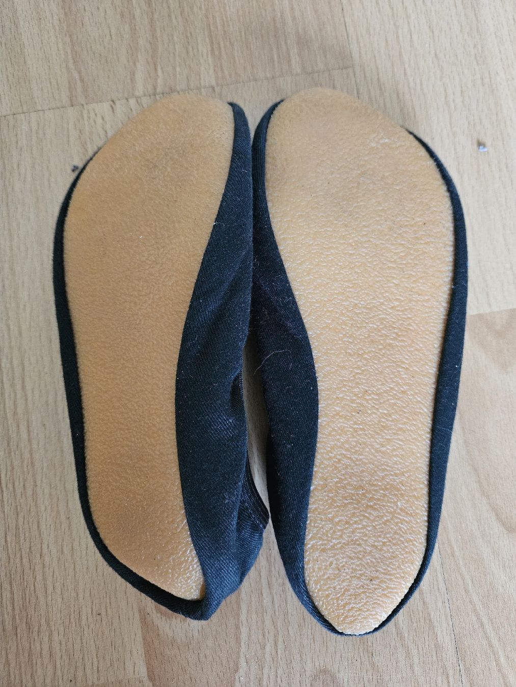 Scarpe da uomo: Gymnastikschuh / Turnschläppli 35 – Usato da Zürich venduto da Kris8050 4
