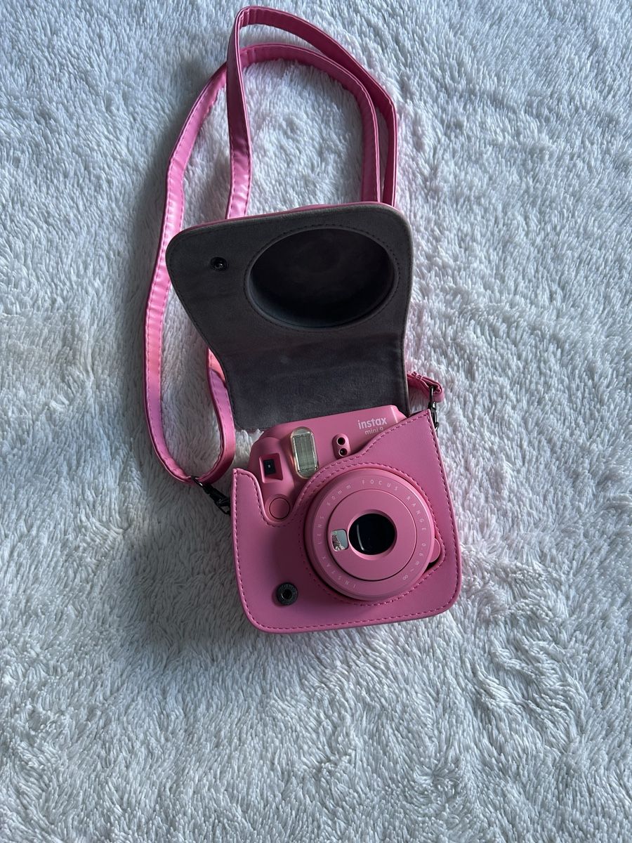 Taschen für Damen: Instax Tasche Rosa – Gebraucht aus Chur von faja7000 2