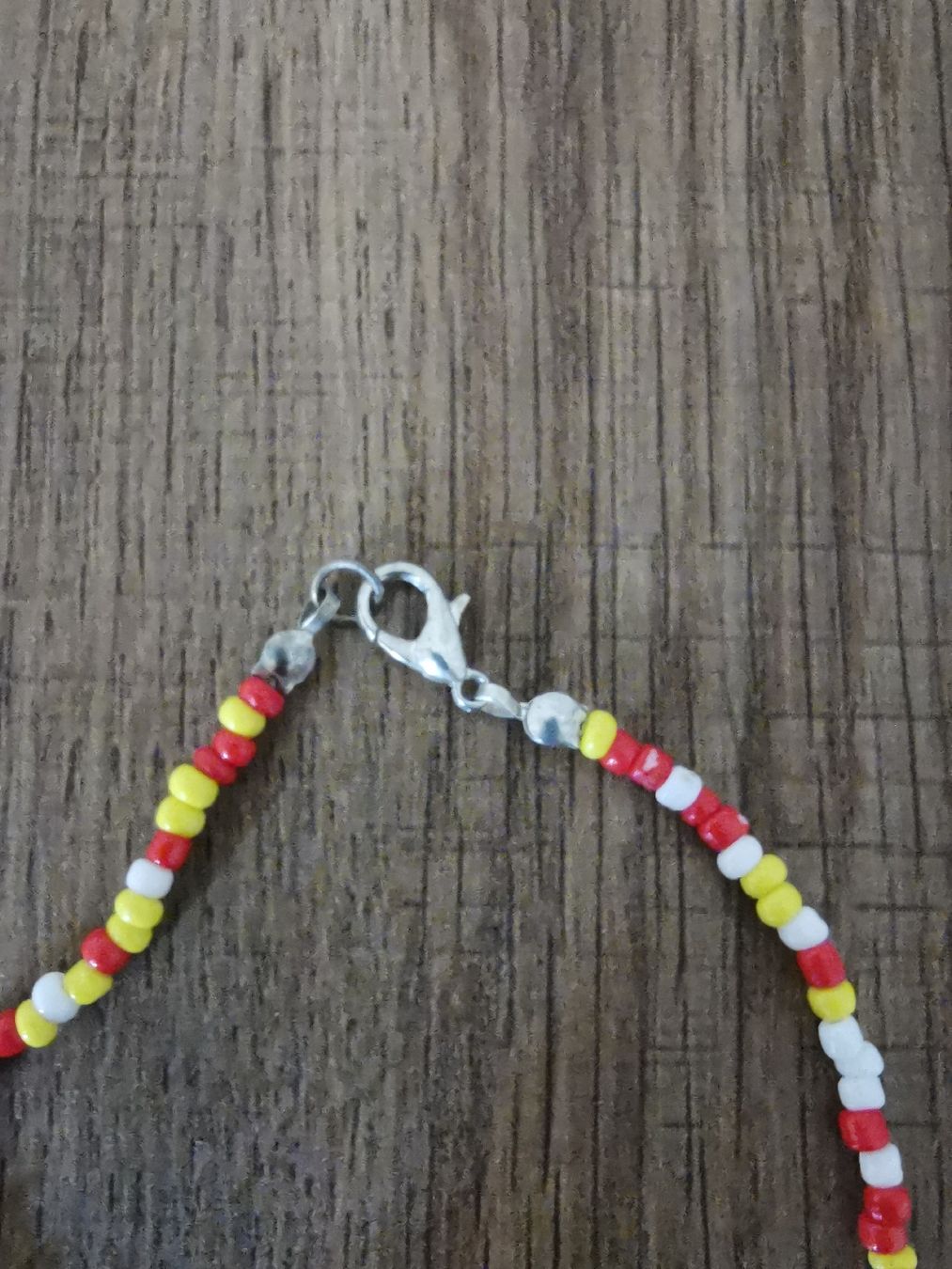 Bracciali & Braccialetti: Hübsches farbiges Armband – Usato da Bonaduz venduto da TheCahenzli 1