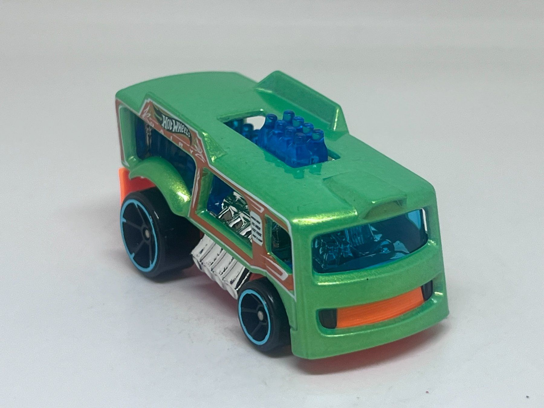 Hot Wheels Modellini d'auto: Hot Wheels Chill Mill #356 – Usato da Wildegg venduto da LaaBoutique