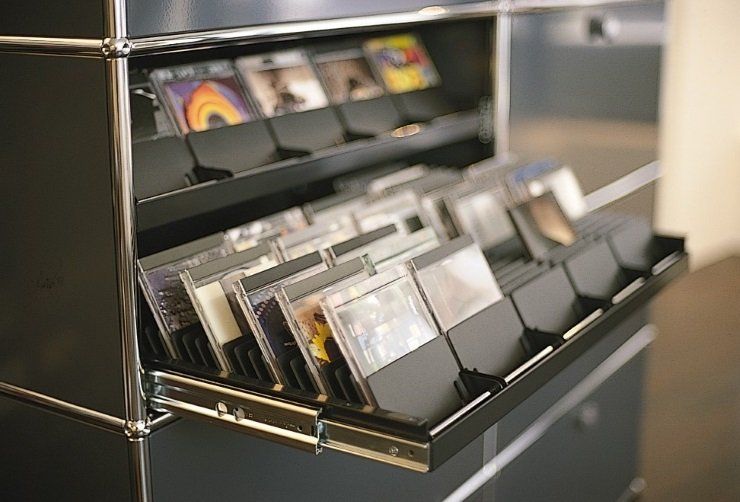 USM Regale: 9 range CD USM – Gebraucht aus Lausanne von FMDW 1