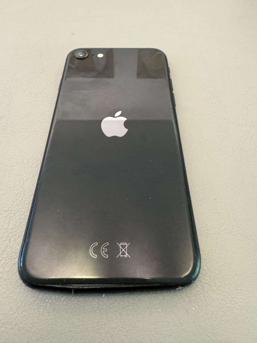 Apple Telefoni cellulari / Smartphones: iPhone SE 2020 – Difettoso da Adliswil venduto da Busys 1