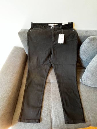 🌸Neues Jeans 24/52🌸
