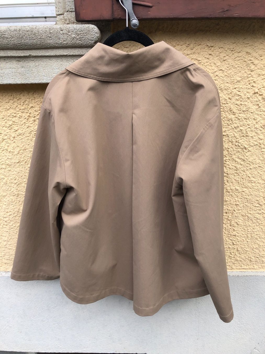 Giacche: Kurze Jacke Leonardo beige – Nuovo (secondo la descrizione) da Wädenswil venduto da Pixie_ 3
