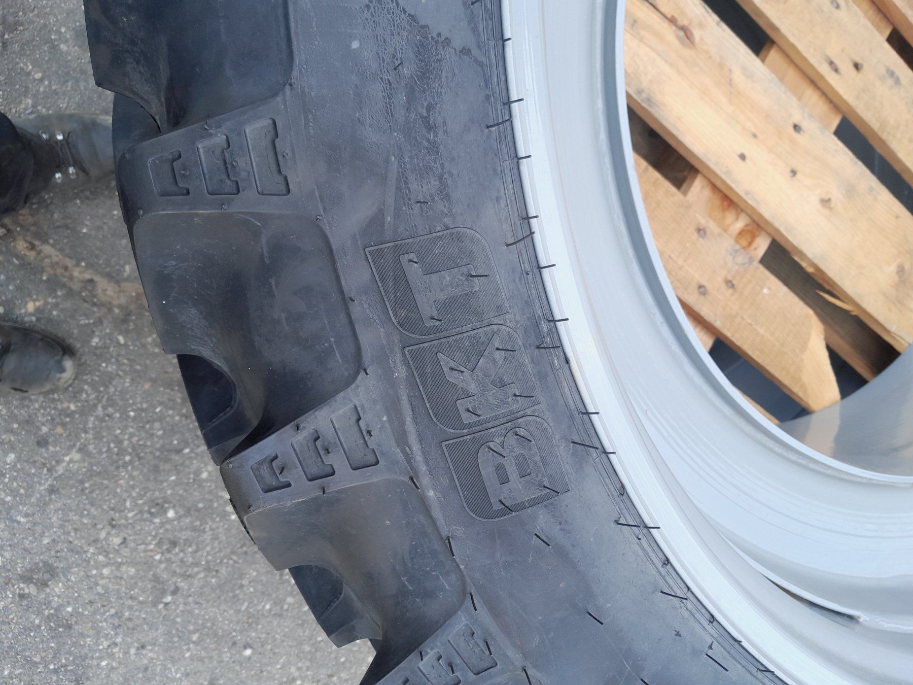 Pneus & Kompletträder: Doppelrad Schaad 230/95R40 – Neu (gemäss Beschreibung) aus Menzingen von Staub-Landtechnik 4