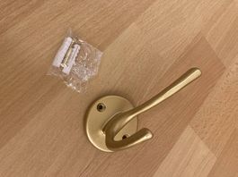 Kleiderhaken gold