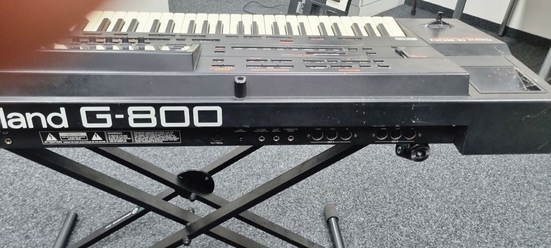 Roland Instruments de musique: Roland G-800 Arranger Keyboard - vintage – D'occasion à Solothurn par elja02 1