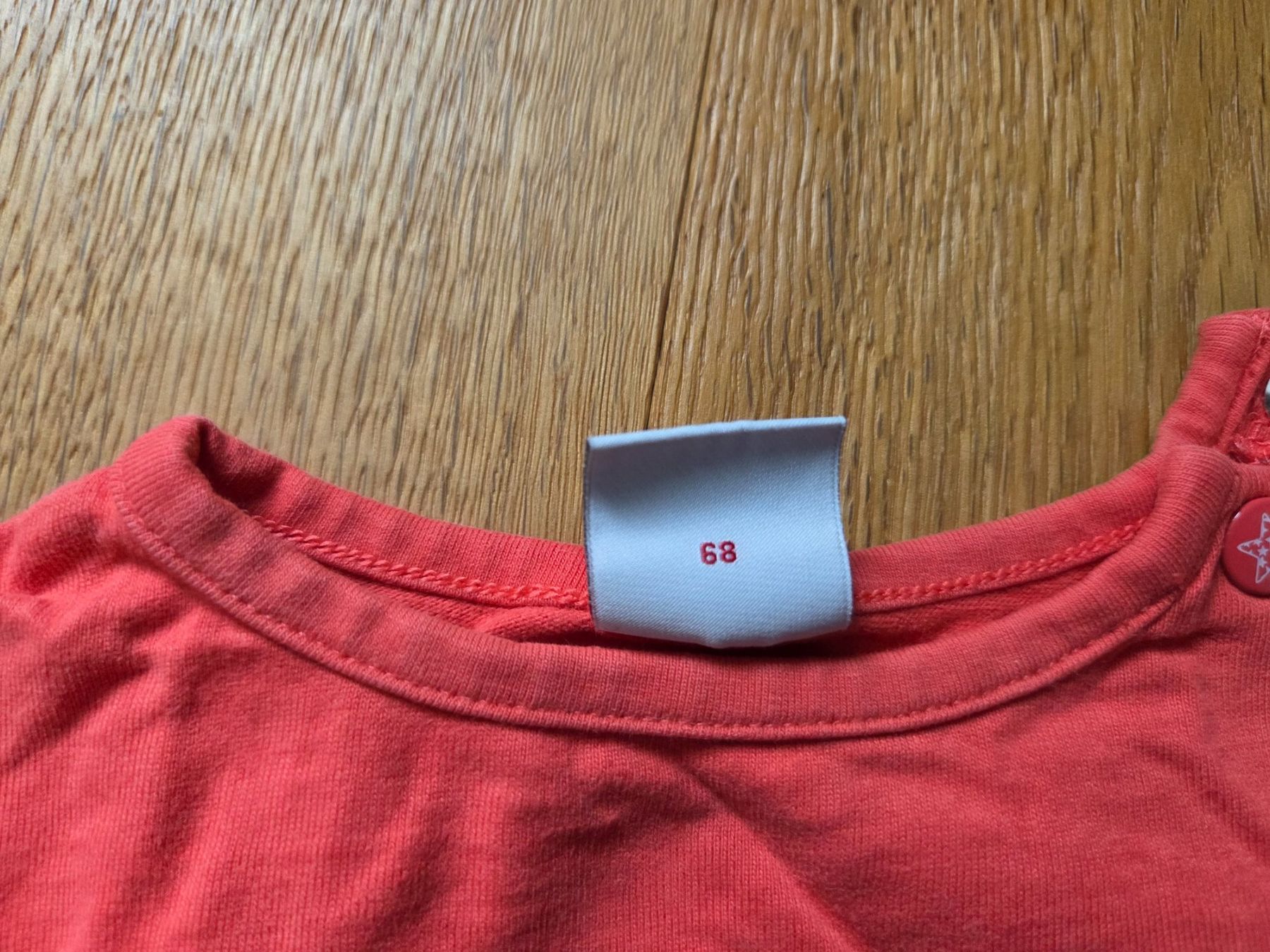 Maglioni & Felpe: Gr. 68, Langarmshirt, rot, Sterne, S. Oliver, Mädchen – Usato da Ottikon venduto da swiftchocolate 1