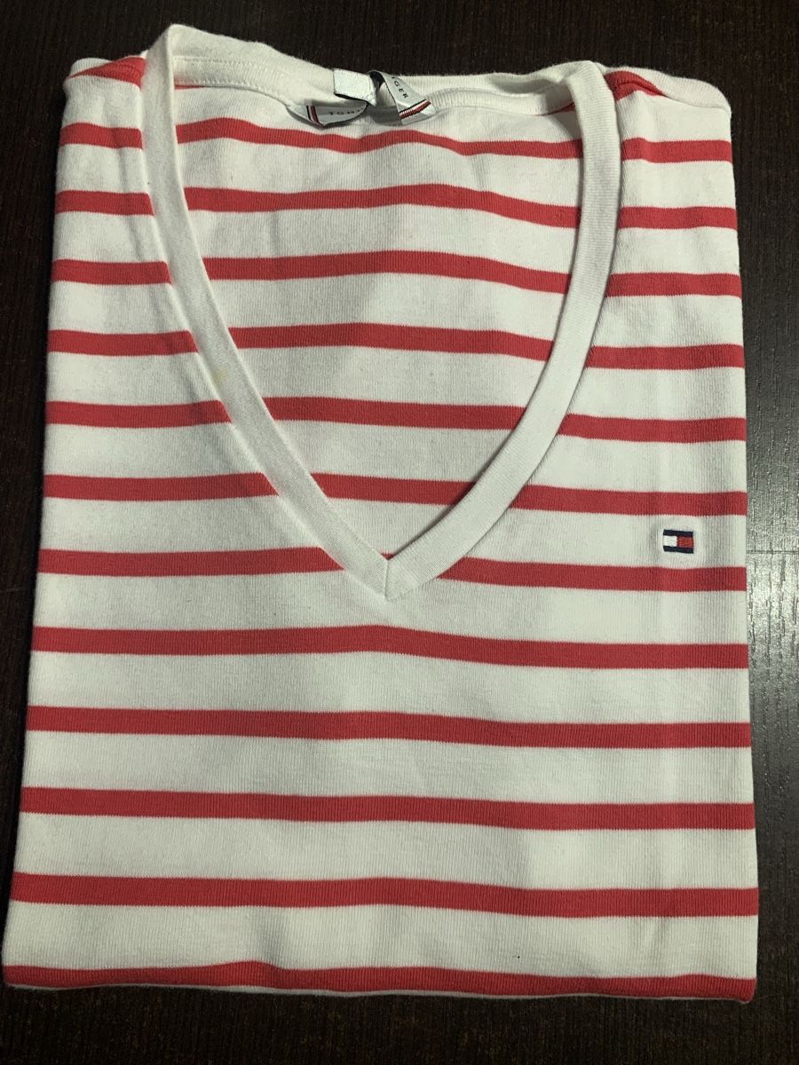 Tommy Hilfiger T-Shirts: T-Shirt Tommy Hilfiger taille S – Neu (gemäss Beschreibung) aus Domdidier von qatar1973 5