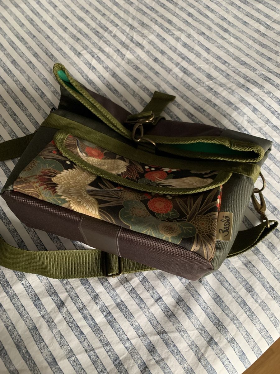 Taschen für Damen: Unique Handmade Shoulder / Bicycle Bag – Neu (gemäss Beschreibung) aus Zug von digalvao 5