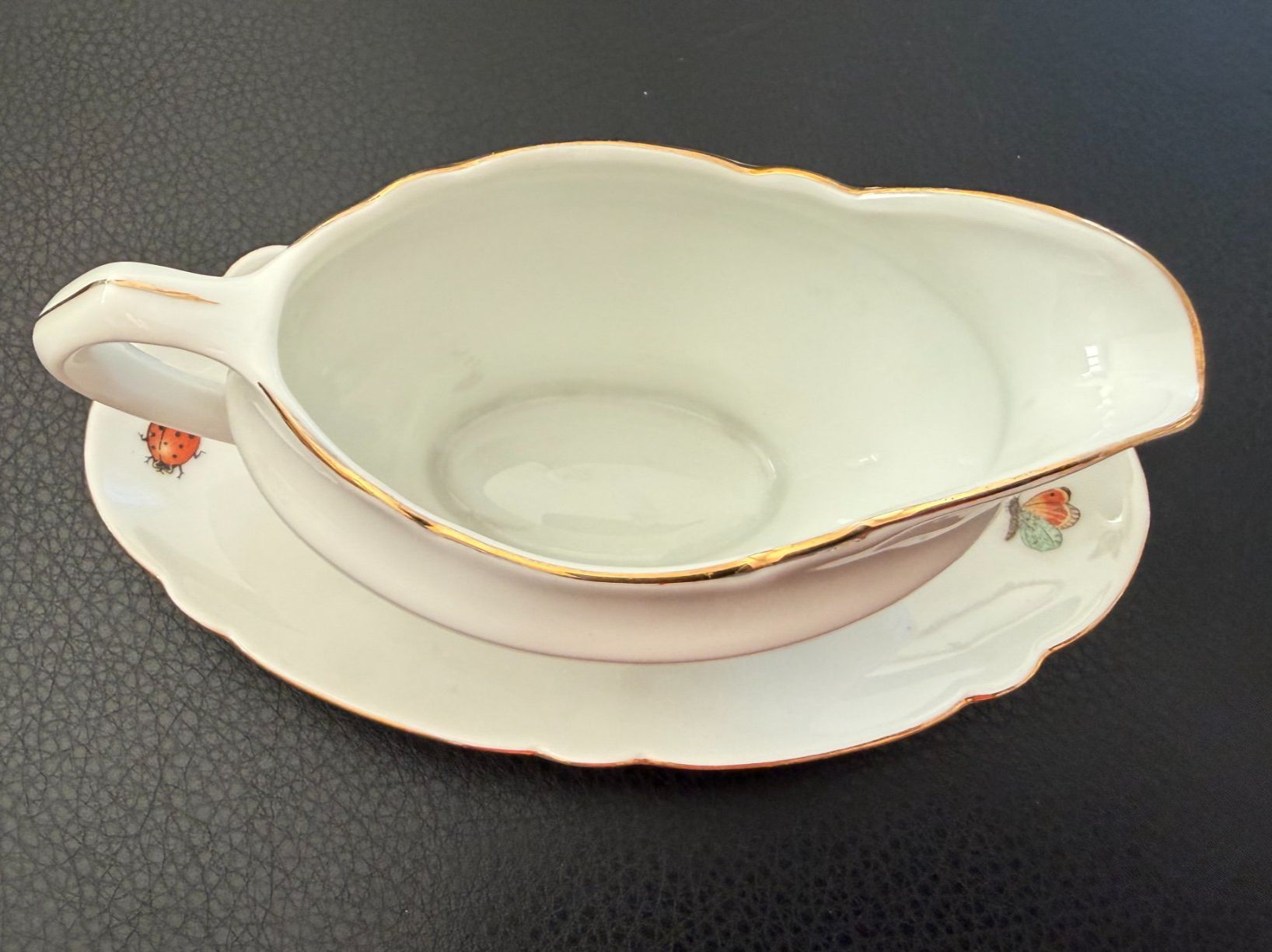 Set di piatti: antikes  Kindergeschirr  Sauciere  Nils  Holgersson – Usato da Subingen venduto da ArtBead 3