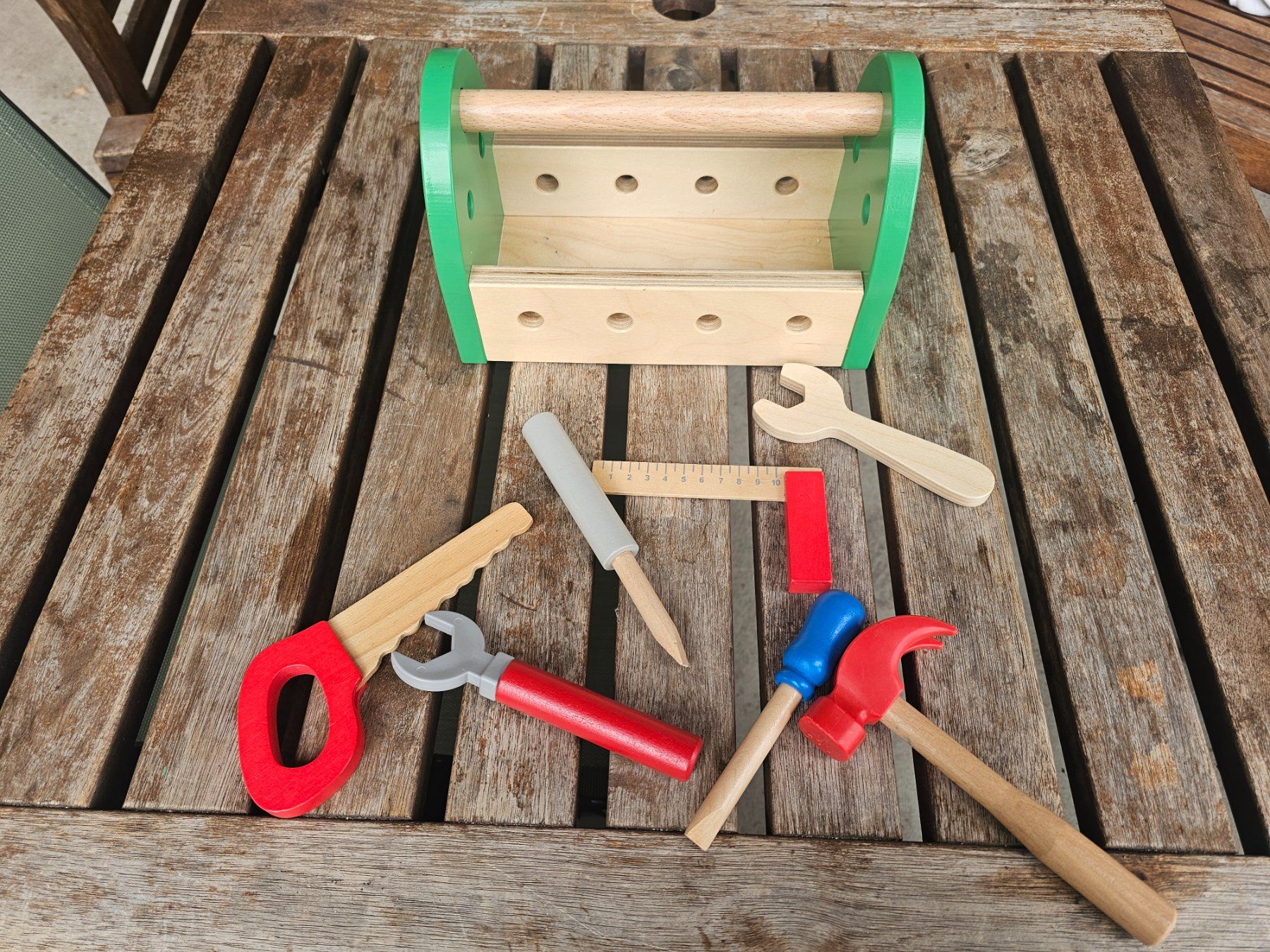 Spielzeuge: Holzwerkstatt/ Werkbank Kinder mit Zubehör – Gebraucht aus Frauenkappelen von Iceman 2