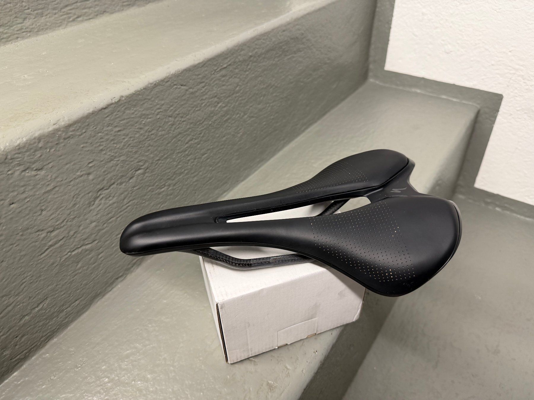 Specialized Pièces détachées: Specialized Romin EVO Carbon Sattel 155 mm – Neuf (Voir description) à Schlieren par Creichen1 2