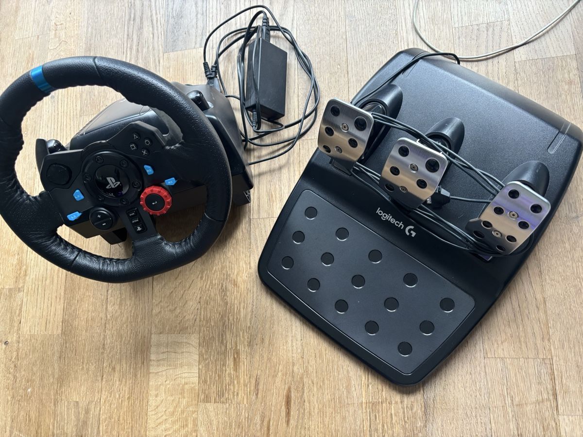Logitech Controller: Logitech G29 – Usato da Seftigen venduto da Jonas_Schuetz 2