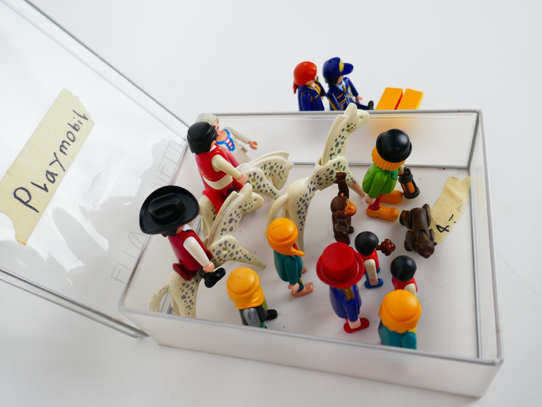 Playmobil Giocattoli: Alte Playmobil Figuren – Usato da Urtenen-Schönbühl venduto da Restwert_Schoenbuehl 6