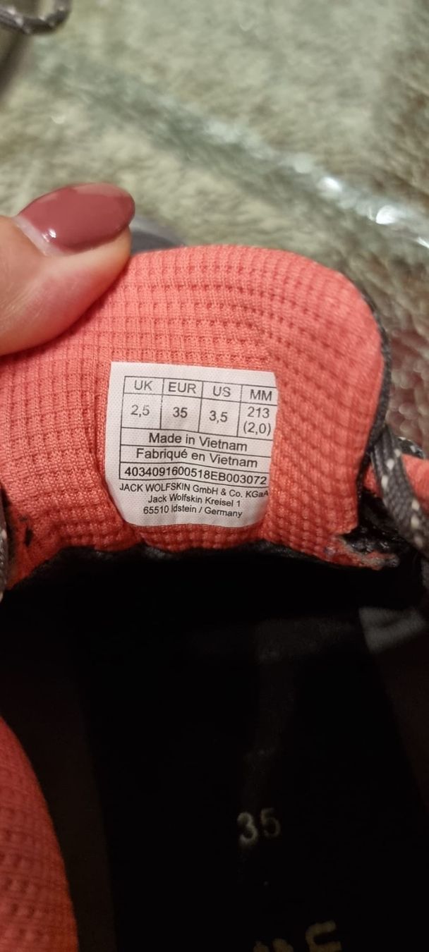 Jack Wolfskin Scarpe per ragazze: Jack Wolfskin Gr. 35 – Usato da Luzern venduto da Edii025 7