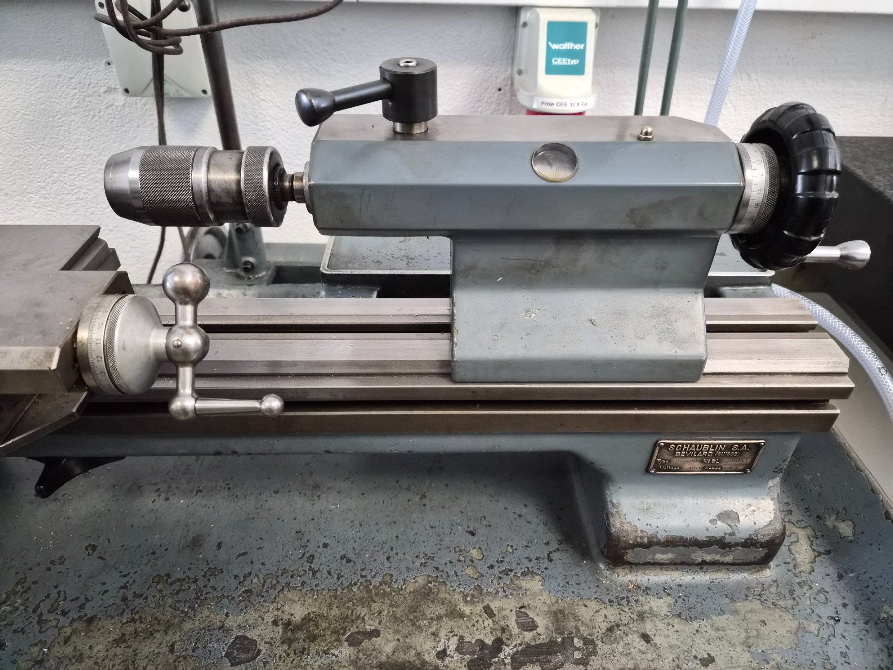 Schaublin Tutte le macchine: Tour SCHAUBLIN 102 W25 – Usato da La Chaux-de-Fonds venduto da Bretelle 3