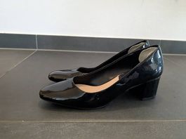 Pumps 38