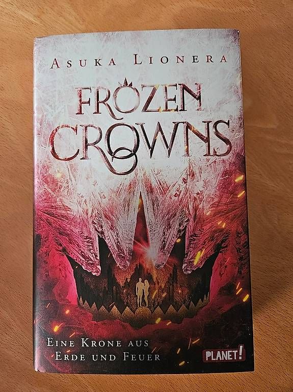 Libri: Frozen Crowns - Asuka Lionera – Nuovo (secondo la descrizione) da Birrhard venduto da pas_5sl2 3