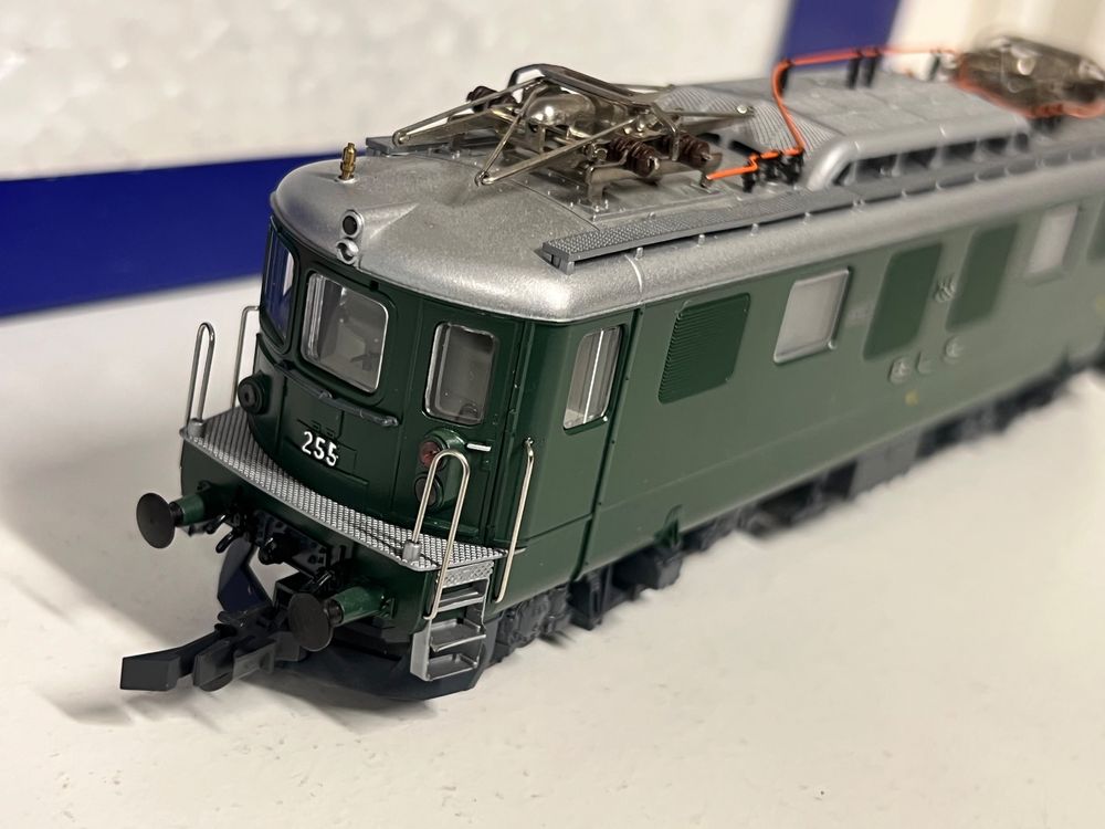 Locomotive électrique Trix HO Ae 4/4 255 Du BLS - Réf 21661 - Époque 3 - Vintage