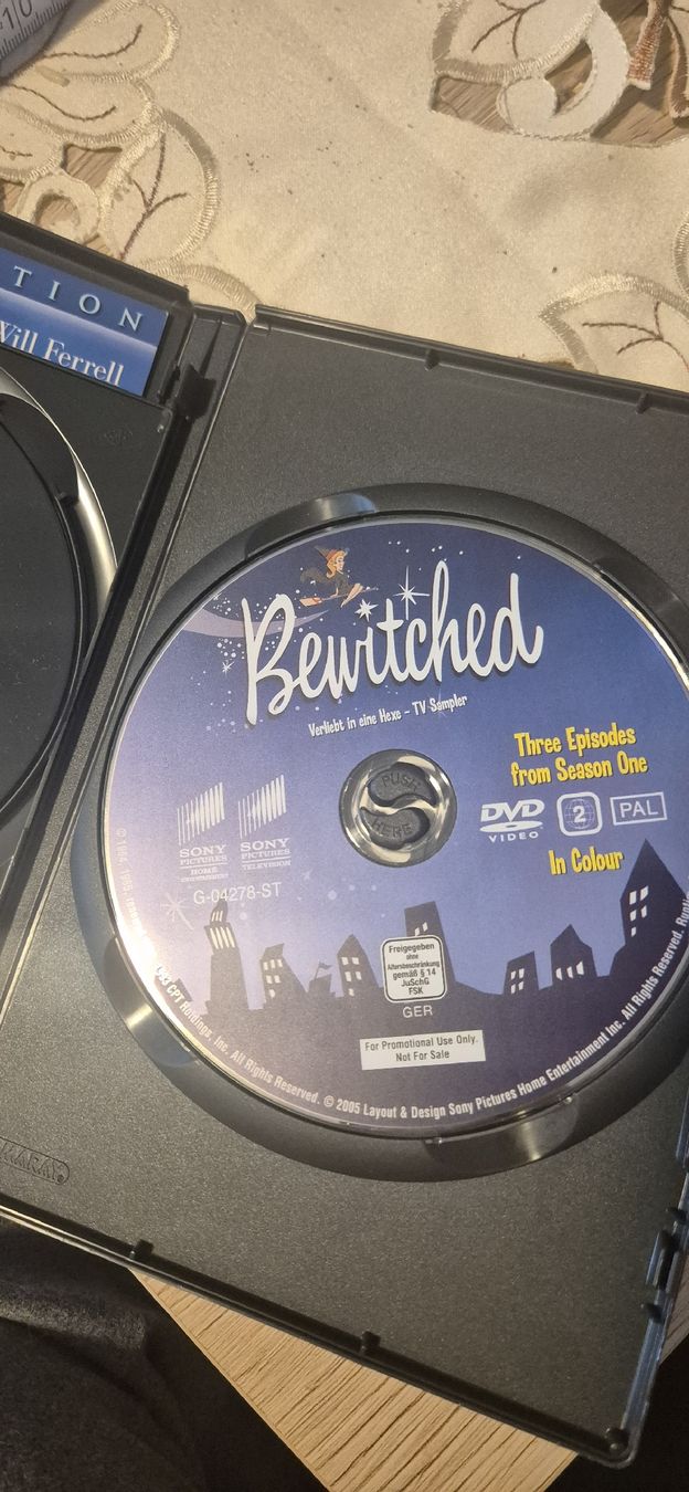 Tutti i DVDs: Verliebt in eine Hexe – Usato da Mühleberg venduto da Pusteblume94 3