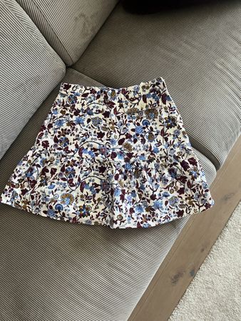 C/Die Pierlot White Floral Mini Skirt - Size 34 - Cute!