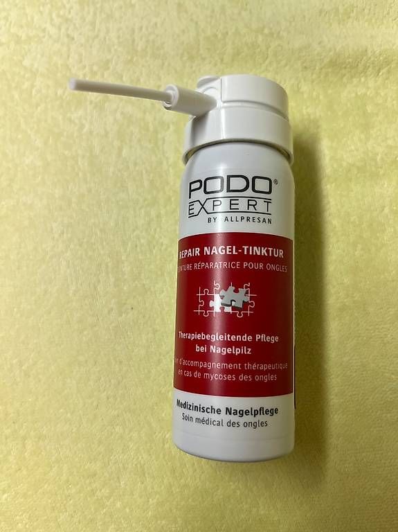 Pédicure: Nagelpilz Spray – Neuf avec emballage d'origine à Nottwil par Frontal 1