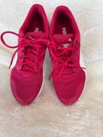 Puma Turnschuhe Grösse 38, Magenta / UVP 149.-