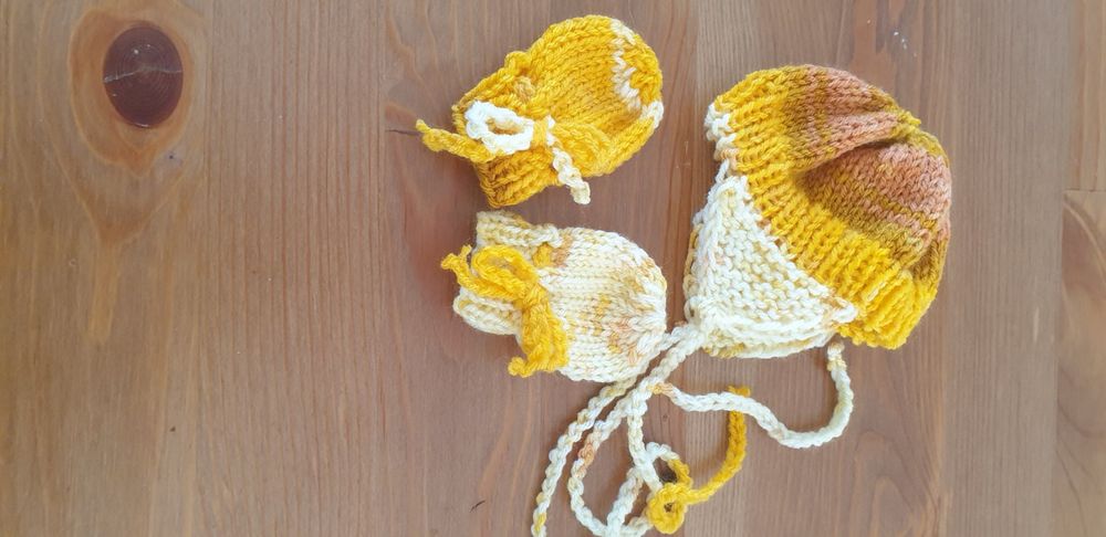 Xuniea 2-teilige Hamsterhüte – Frosch & Hase, Handgestrickt, Verstellbar, Für Hamster & Kleintiere