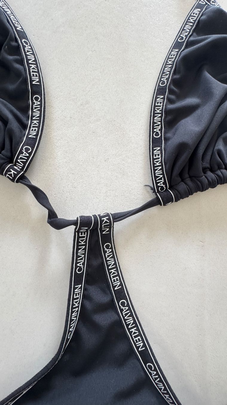 Calvin Klein Costumi da bagno & Bikini: Maillot de bain une pièce Calvin Klein – Usato da giffers venduto da sev_c9x9 5
