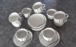 10 schöne Tassen und Unterteller