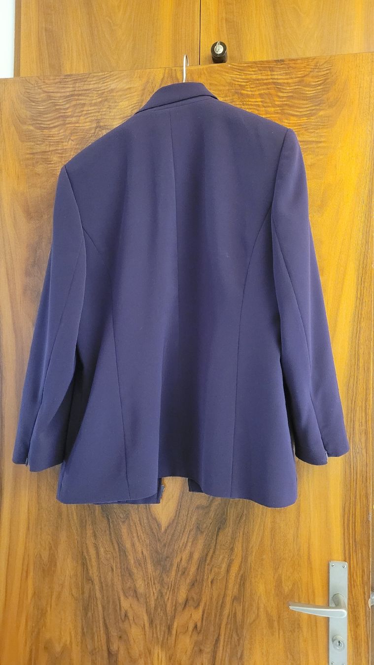 Jacken: Neuwertige leichte Jacke Gr 44 – Neu (gemäss Beschreibung) aus Langnau i. E. von suedae11 4