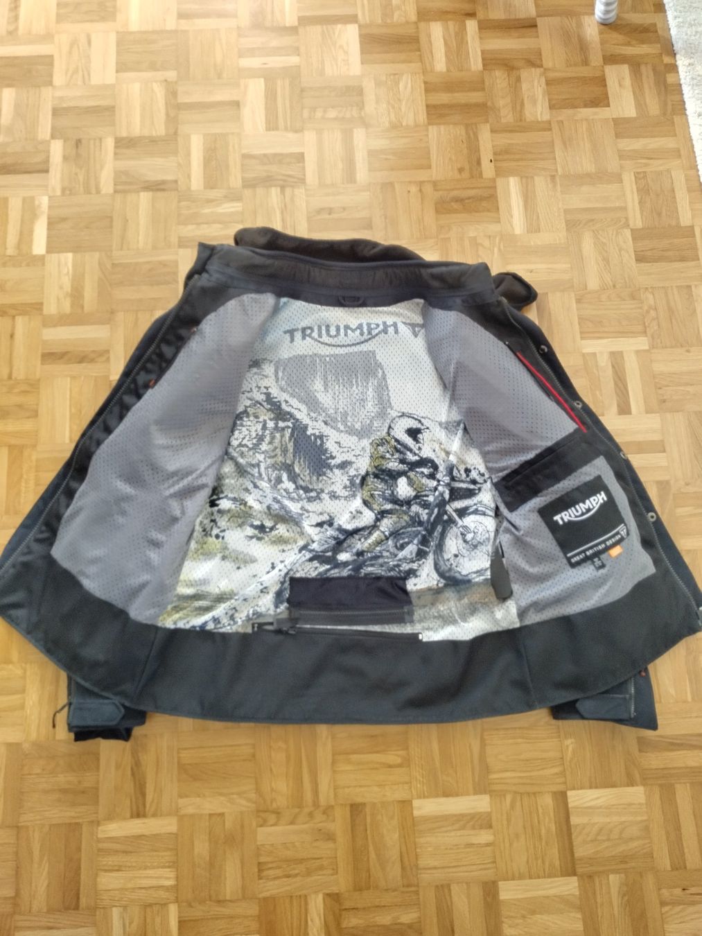 Triumph Giacche: Triumph Malvern Gore-Tex Motorradjacke – Usato da Wädenswil venduto da Sufiwa 1