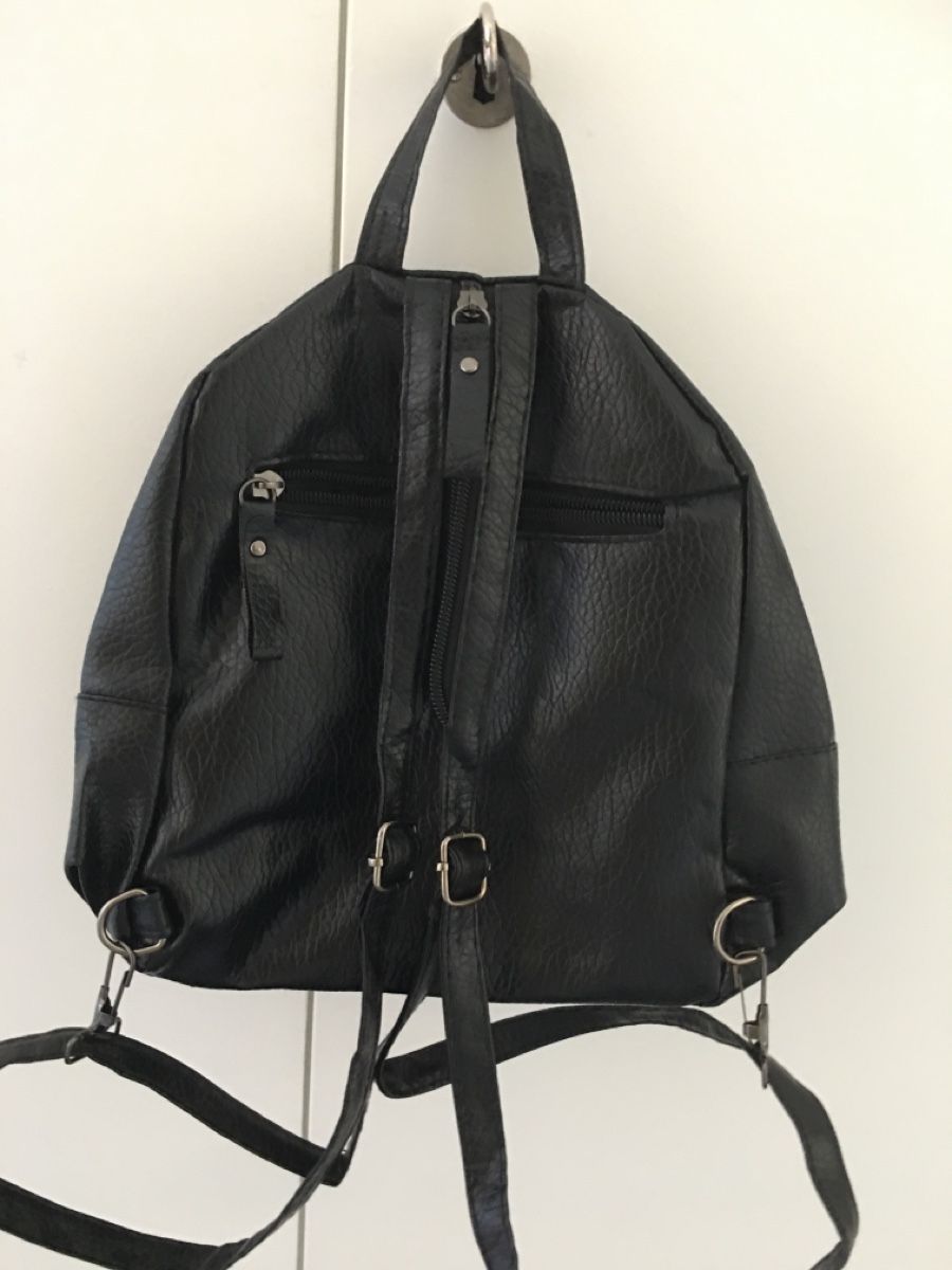 Rucksäcke: Schwarzer Cityrucksack, Kunstleder, klein – Neu (gemäss Beschreibung) aus Einsiedeln von sterngucker03 1