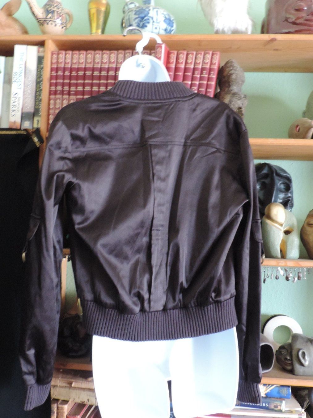 Giacche: veste légère effet satin noire – Usato da Genève venduto da Axelle333 5