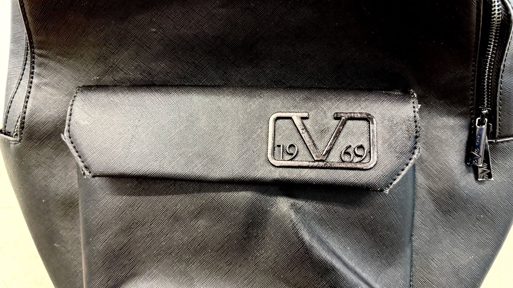 Versace Rucksäcke: Versace Rucksack Schwarz – Gebraucht aus Zürich von guille.arg 3