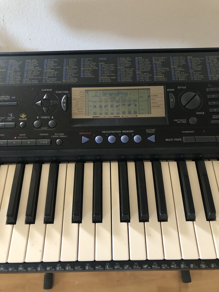 Yamaha Strumenti musicali: Yamaha PSR-420 – Usato da Chêne-Bourg venduto da sienna8245 1